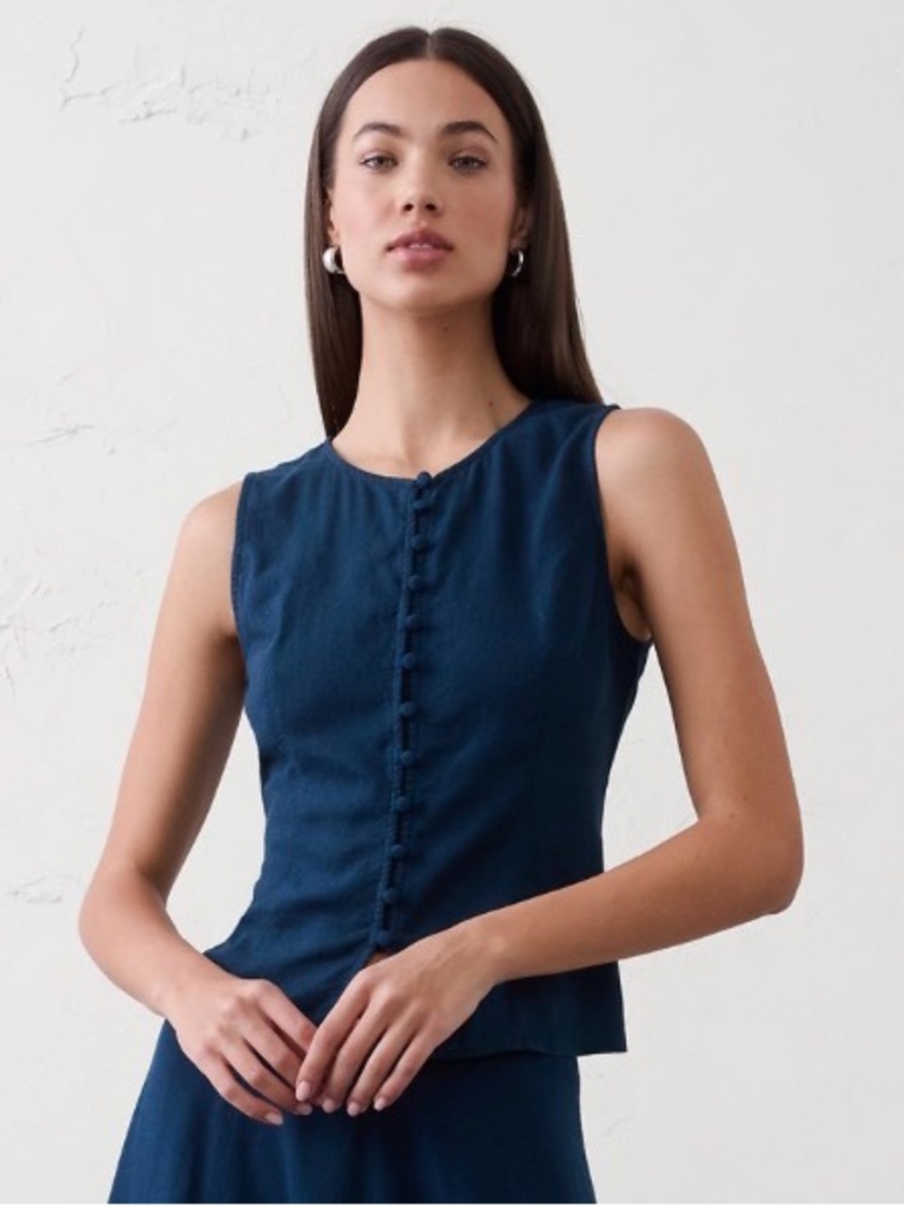 Banana Republic Factory Linen Rayon Blue Button-Front Sleeveless Tie-Back Top